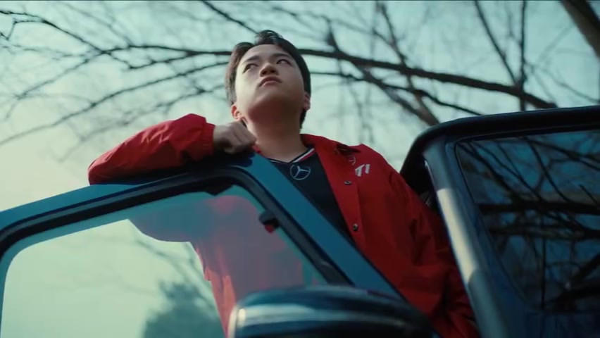 哥俩好开心😆T1选手拍摄奔驰广告：Faker开SUV Oner居然开大G？